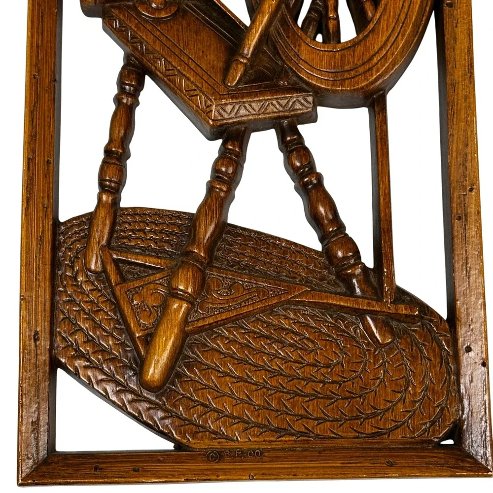 Vintage Durwood Products USA Wood Carving Spinning Wheel Wall‎ Art Decor